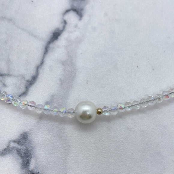 New Jolli Molli Iridescent Bead Necklace with Faux Pearl Accent Aurora Borealis - Picture 3 of 5